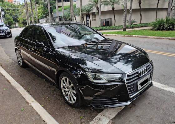 AUDI A4 2.0 TFSI ATTRACTION GASOLINA 4P S TRONIC